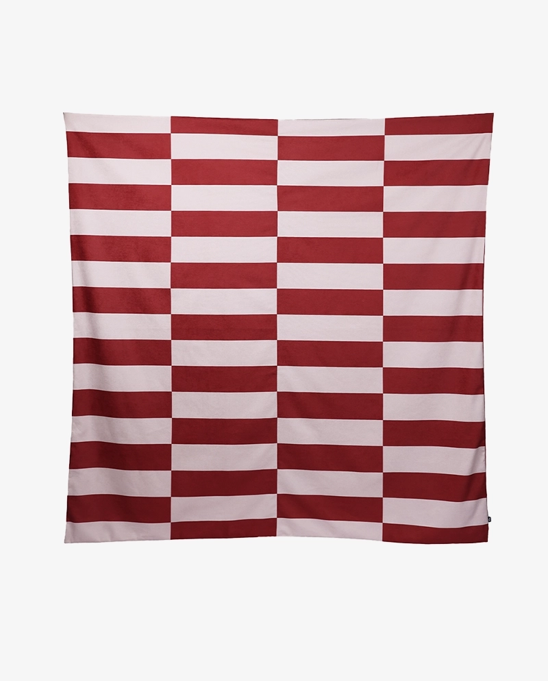 Narzuta czerwono-różowa ETTORE 200x200 – nowoczesna narzuta na łóżko