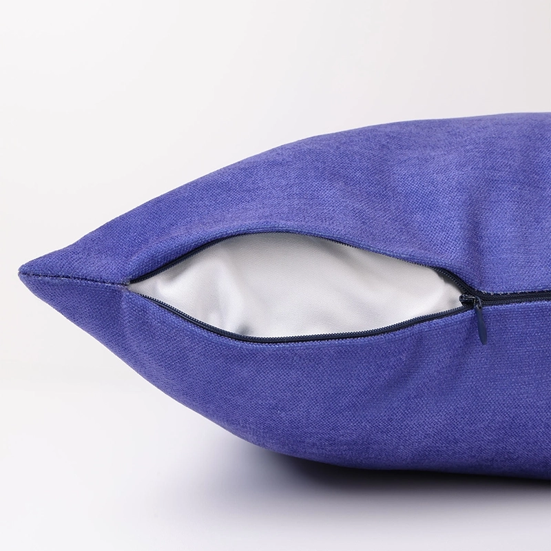 Poduszka dekoracyjna 60x60 jasno niebieska - kolekcja Ettore | DAVIS HOME