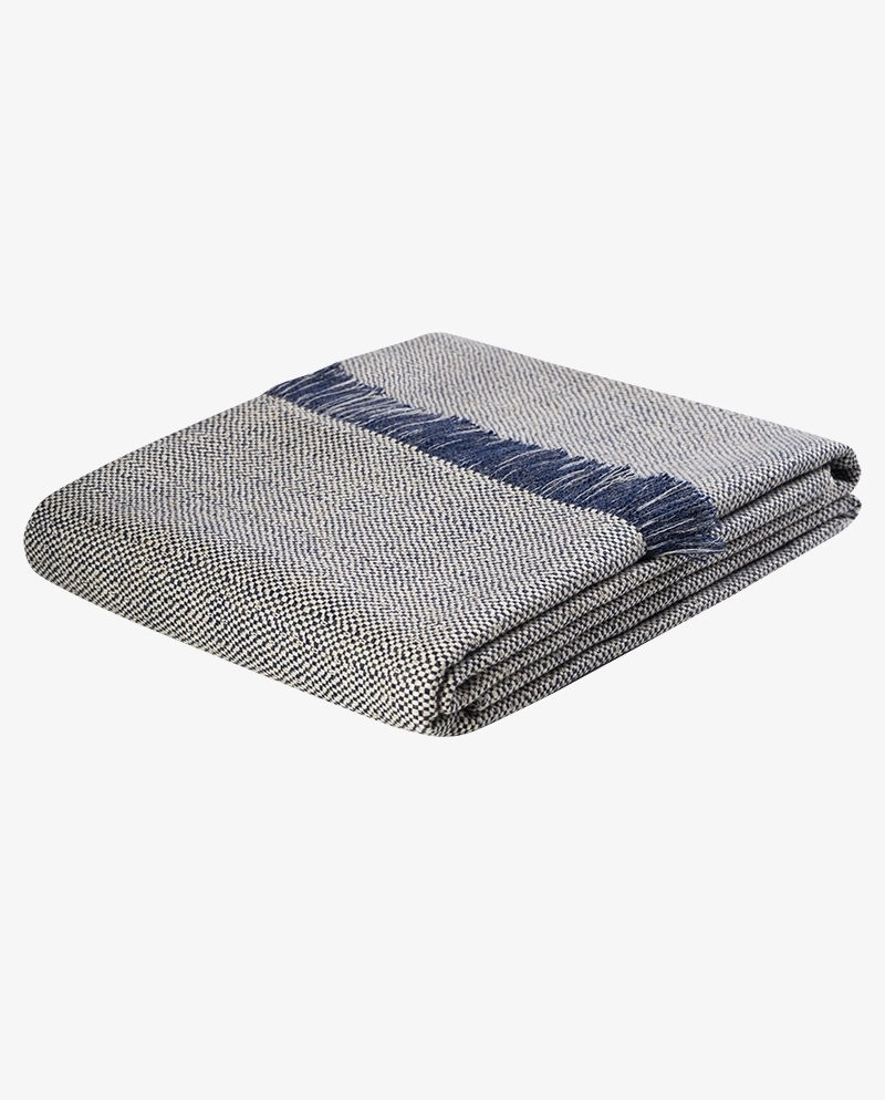 Narzuta na łóżko 200x200 granatowa PERU