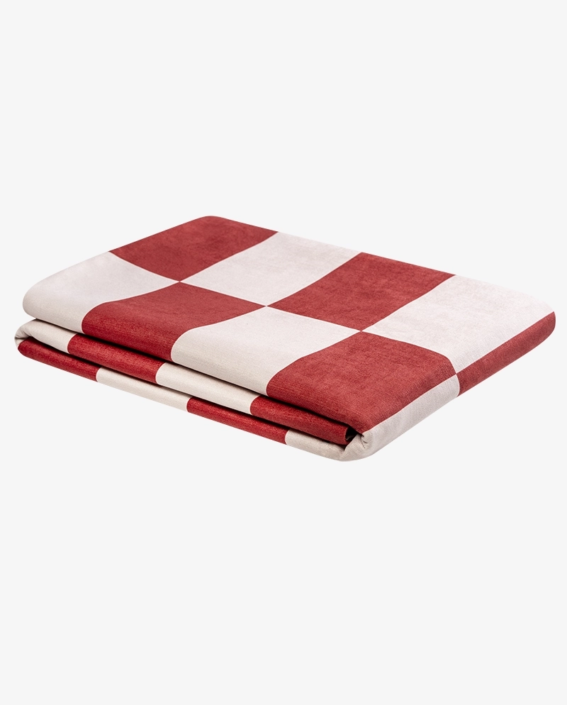 Narzuta czerwono-różowa ETTORE 140x200 – nowoczesna narzuta na łóżko Narzuta czerwono-różowa ETTORE 140x200 – nowoczesna narzuta na łóżko