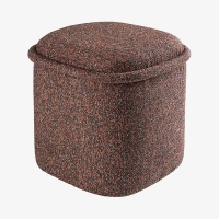 Pufa niebiesko-czerwona HALO – pufa do salonu i sypialni | Davis Home