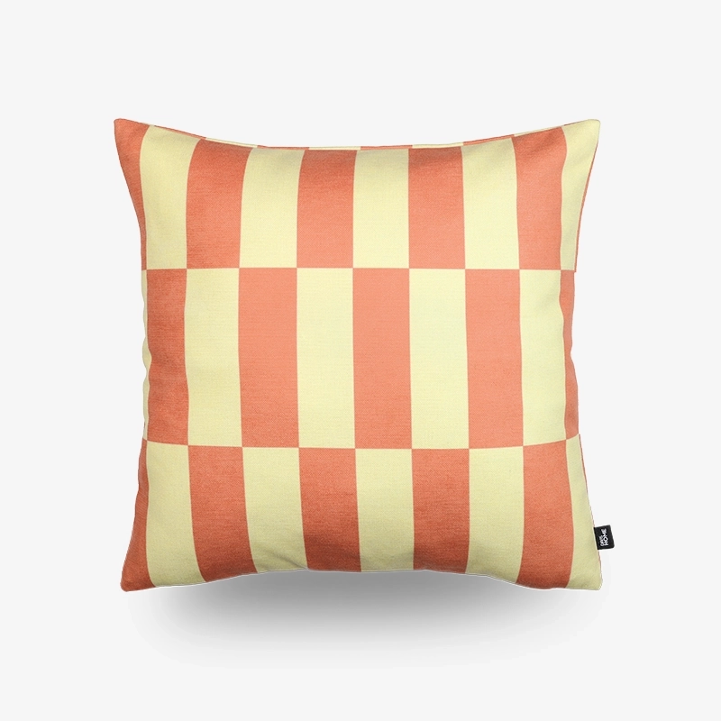 Poduszka dekoracyjna 45X45 pomarańczowo-żółta - kolekcja Ettore | DAVIS HOME