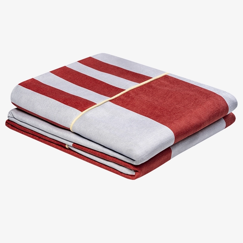 Narzuta czerwono-niebieska ETTORE 200x200 – nowoczesna narzuta na łóżko Narzuta czerwono-niebieska ETTORE 200x200 – nowoczesna narzuta na łóżko