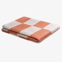 Pomarańczowo-różowy