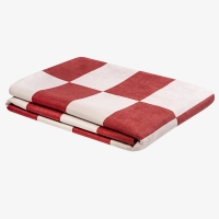 Narzuta czerwono-różowa ETTORE 200x200 – nowoczesna narzuta na łóżko