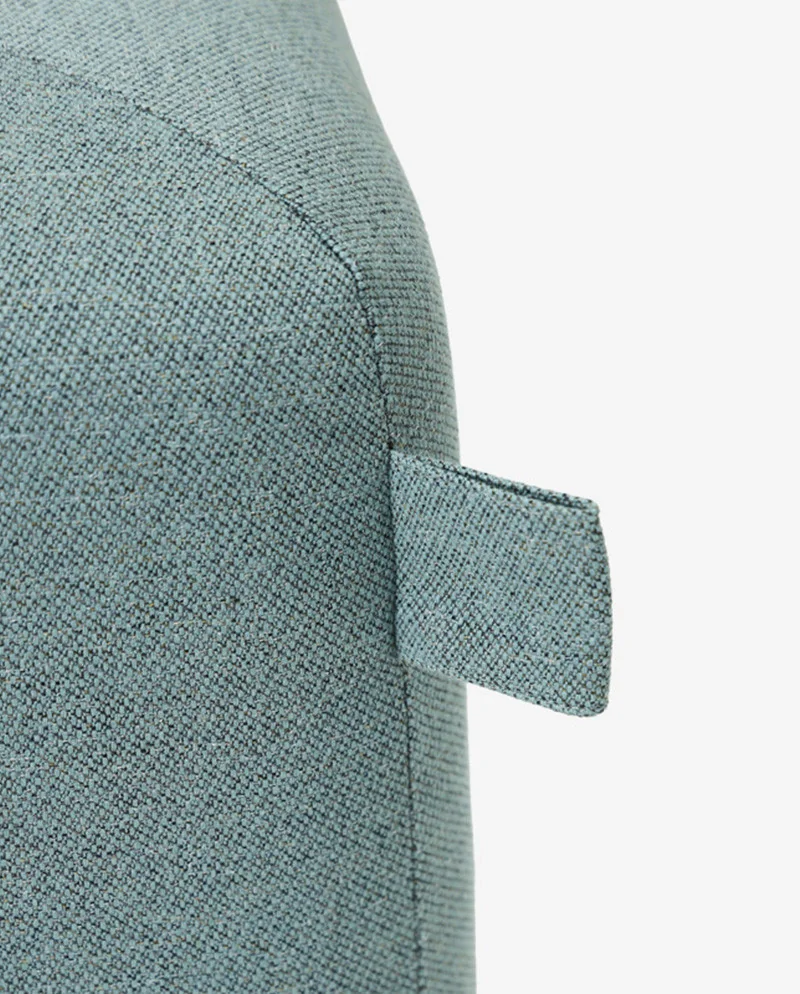 Pufa CALMA niebieska – spokój, harmonia, elegancja