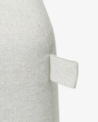 Pufa CALMA jasno beżowa – subtelność, harmonia, elegancja