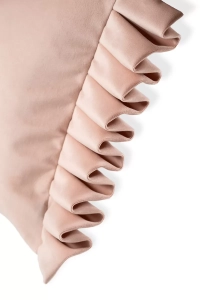 Poduszka dekoracyjna 45x45 różowa VALENCIA – Davis Home