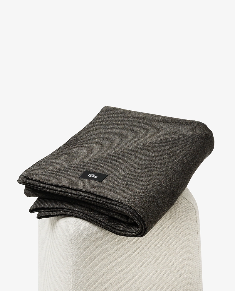 Koc do jogi i medytacji CALMA brązowy – ziemia, stabilność, zakorzenienie