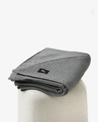 Koc do jogi i medytacji CALMA biało-czarny – harmonia, kontrast, równowaga