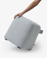 Pufa CALMA szara – równowaga, stabilność, ponadczasowy styl