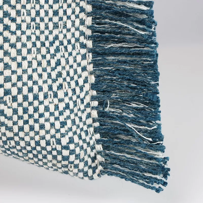 Poduszka dekoracyjna 30x50 zielona – PERU | Davis Home